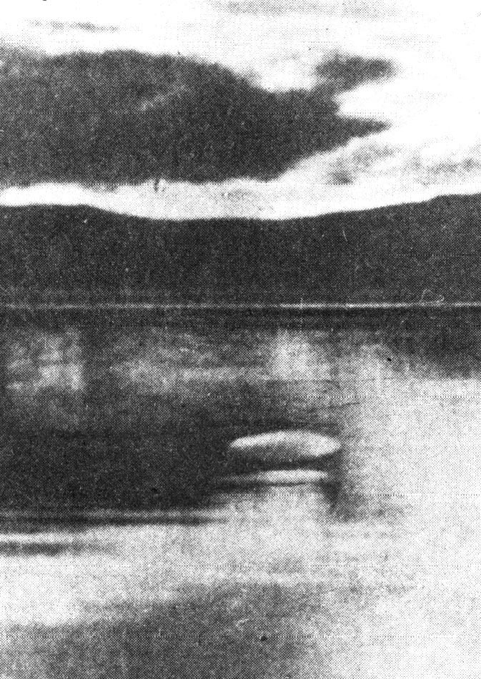UFO flying out of the water near Kildin Island, Barents Sea. One thousand nine hundred eighty seven