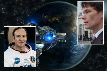 Left: Astronaut Dr. Edgar Mitchell. Photo: NASA On the right: hacker Gary McKinnon, who allegedly found photos of UFOs and lists of "extraterrestrial officers in the computers of the American authorities