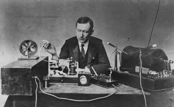 Marconi demonstrates his invention. However, the first experiments in the field of radio communication were almost simultaneously conducted in a number of countries, including Russia (Published in LIFE, Public Domain, via Wikimedia Commons)