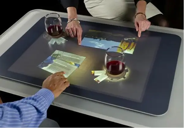 Microsoft Surface 2.0.